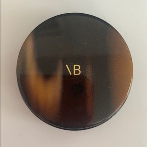 Victoria Beckham Lid Luster Eyeshadow in Blonde